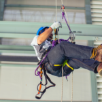 Les domaines d&rsquo;intervention d&rsquo;une entreprise de travaux en hauteur : expertise et polyvalence